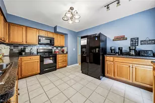 8506 Lakeshore Blvd, Mentor, OH 44060 - Photo 12