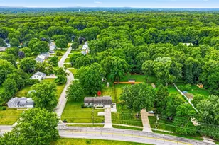 8506 Lakeshore Blvd, Mentor, OH 44060 - Photo 40