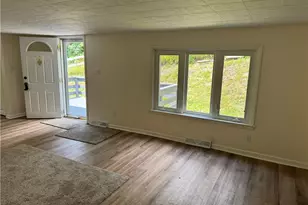 300 Henry Ave, East Liverpool, OH 43920 - Photo 8