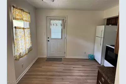 300 Henry Avenue, East Liverpool, OH 43920 - Photo 10