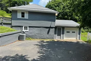 300 Henry Ave, East Liverpool, OH 43920 - Photo 2