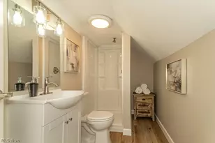 2986 Bishop Rd, Willoughby Hills, OH 44092 - Photo 18