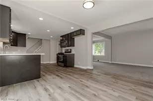2986 Bishop Rd, Willoughby Hills, OH 44092 - Photo 6