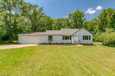 2986 Bishop Road, Willoughby Hills, OH 44092 - Photo 1