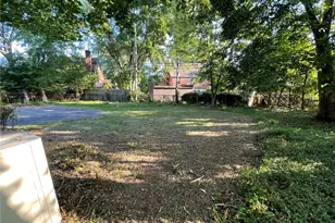 3170 Van Aken Blvd, Huber Heights, OH 44120 - Photo 4