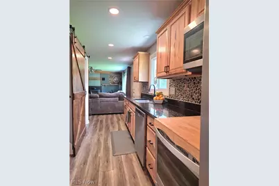 9856 Dupont Drive, Columbia Station, OH 44028 - Photo 6