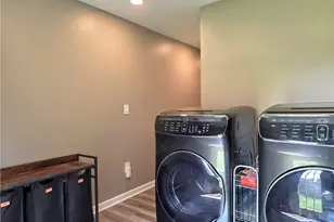 9856 Dupont Dr, Columbia Station, OH 44028 - Photo 24
