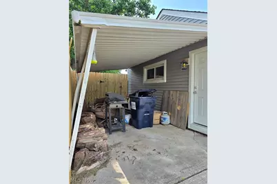 9856 Dupont Drive, Columbia Station, OH 44028 - Photo 32