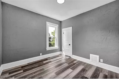 1009 W 10th Street, Lorain, OH 44052 - Photo 22