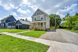 1009 W 10th St, Lorain, OH 44052 - Photo 2