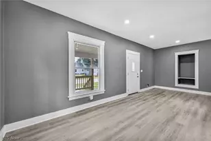 1009 W 10th St, Lorain, OH 44052 - Photo 6