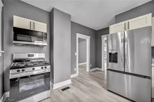 1009 W 10th St, Lorain, OH 44052 - Photo 12