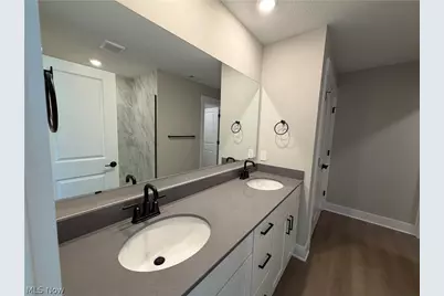 32736 Sandridge Run, Avon Lake, OH 44012 - Photo 6
