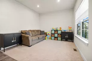 1035 Ashford Ct, Columbia Station, OH 44028 - Photo 12