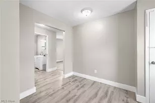 640 Seiberling St, Akron, OH 44306 - Photo 14