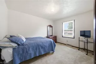 7533 Jaguar Dr, Boardman, OH 44512 - Photo 10