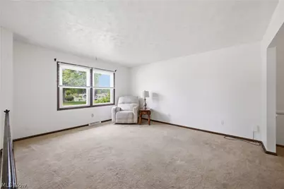 7533 Jaguar Drive, Boardman, OH 44512 - Photo 2