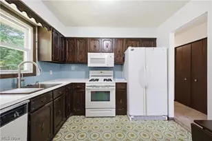 7533 Jaguar Dr, Boardman, OH 44512 - Photo 6