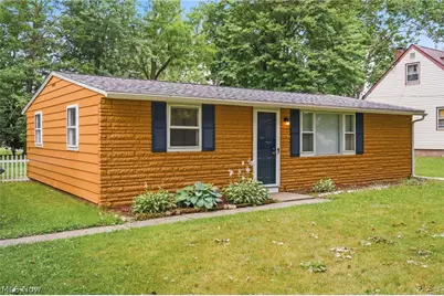 934 Meadowbrook Avenue, Alliance, OH 44601 - Photo 2
