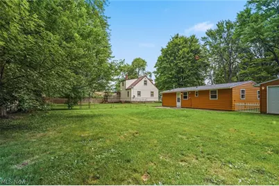934 Meadowbrook Avenue, Alliance, OH 44601 - Photo 16