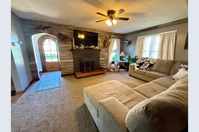 105 E Union Avenue, West Lafayette, OH 43845 - Photo 4