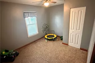 105 E Union Ave, West Lafayette, OH 43845 - Photo 10