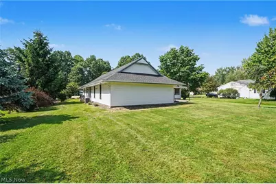 3854 Surfside Circle, Aurora, OH 44202 - Photo 6