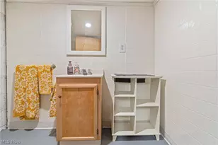 105 8th St SW, Massillon, OH 44647 - Photo 20