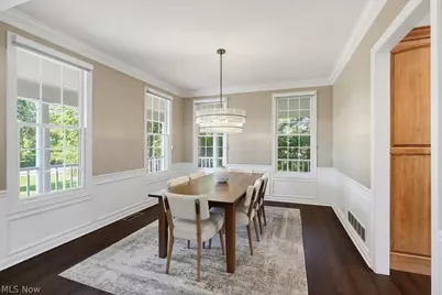 8390 Bainbrook Drive, Chagrin Falls, OH 44023 - Photo 10