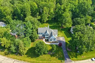 8390 Bainbrook Dr, Chagrin Falls, OH 44023 - Photo 2
