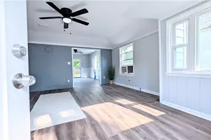 624 Buffalo St, Conneaut, OH 44030 - Photo 4