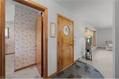 2588 17th Street, Cuyahoga Falls, OH 44223 - Photo 6