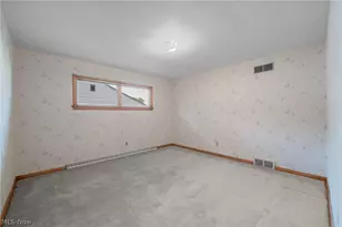 2588 17th St, Cuyahoga Falls, OH 44223 - Photo 26