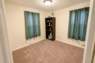 184 Ambrose Ave NW, Canton, OH 44708 - Photo 14