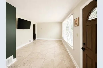 184 Ambrose Avenue NW, Canton, OH 44708 - Photo 4