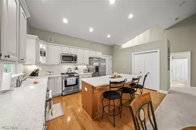 169 Waterford Way, Tallmadge, OH 44278 - Photo 6