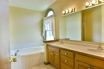 7581 Brookstone Place, Poland, OH 44514 - Photo 36