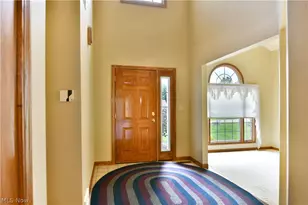 7581 Brookstone Pl, Poland, OH 44514 - Photo 8