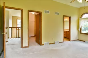 7581 Brookstone Pl, Poland, OH 44514 - Photo 34