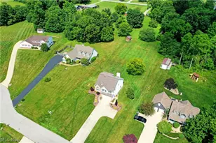 7581 Brookstone Pl, Poland, OH 44514 - Photo 6