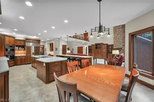 7282 Pinehill Rd, Concord Twp, OH 44077 - Photo 18