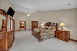 7282 Pinehill Rd, Concord Twp, OH 44077 - Photo 36