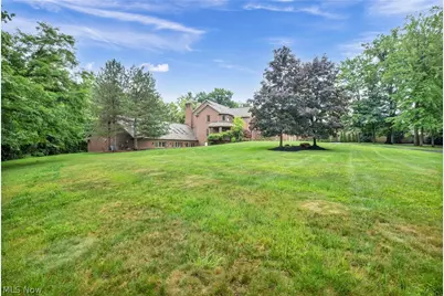 7282 Pinehill Road, Concord Twp, OH 44077 - Photo 8