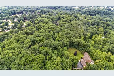 7282 Pinehill Road, Concord Twp, OH 44077 - Photo 4