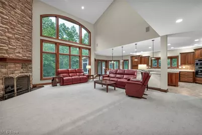 7282 Pinehill Road, Concord Twp, OH 44077 - Photo 12