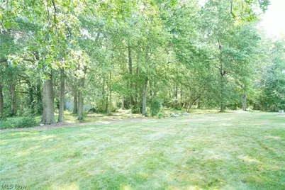 2160 Lake Breeze Road, Sheffield Village, OH 44054 - Photo 24