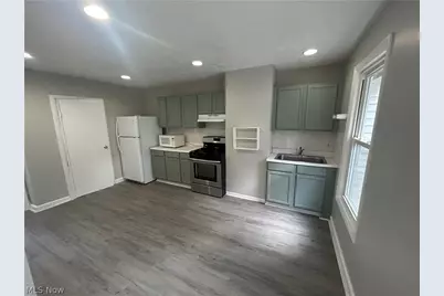 1955 E 120th Street #3, Loveland, OH 44106 - Photo 2