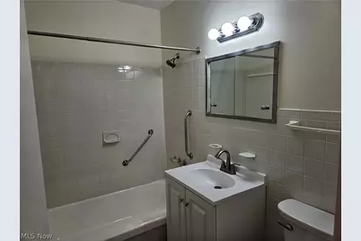 11850 Edgewater Drive #1007, Oakwood, OH 44107 - Photo 12