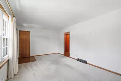 79 W 5th Street, Frazeysburg, OH 43822 - Photo 6