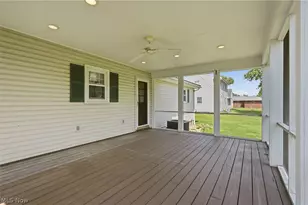 79 W 5th St, Frazeysburg, OH 43822 - Photo 20